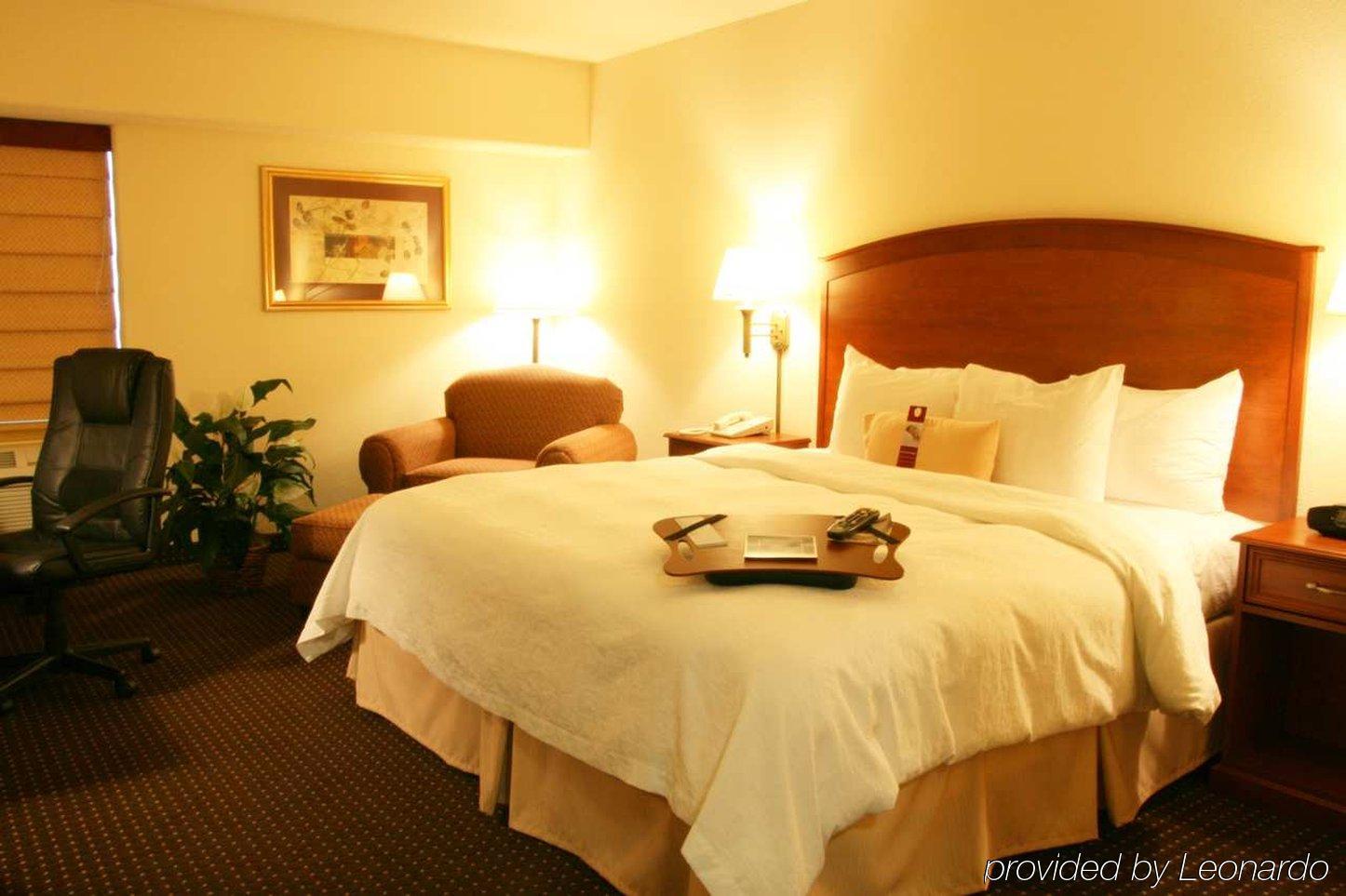 Hampton Inn & Suites Parker Bilik gambar